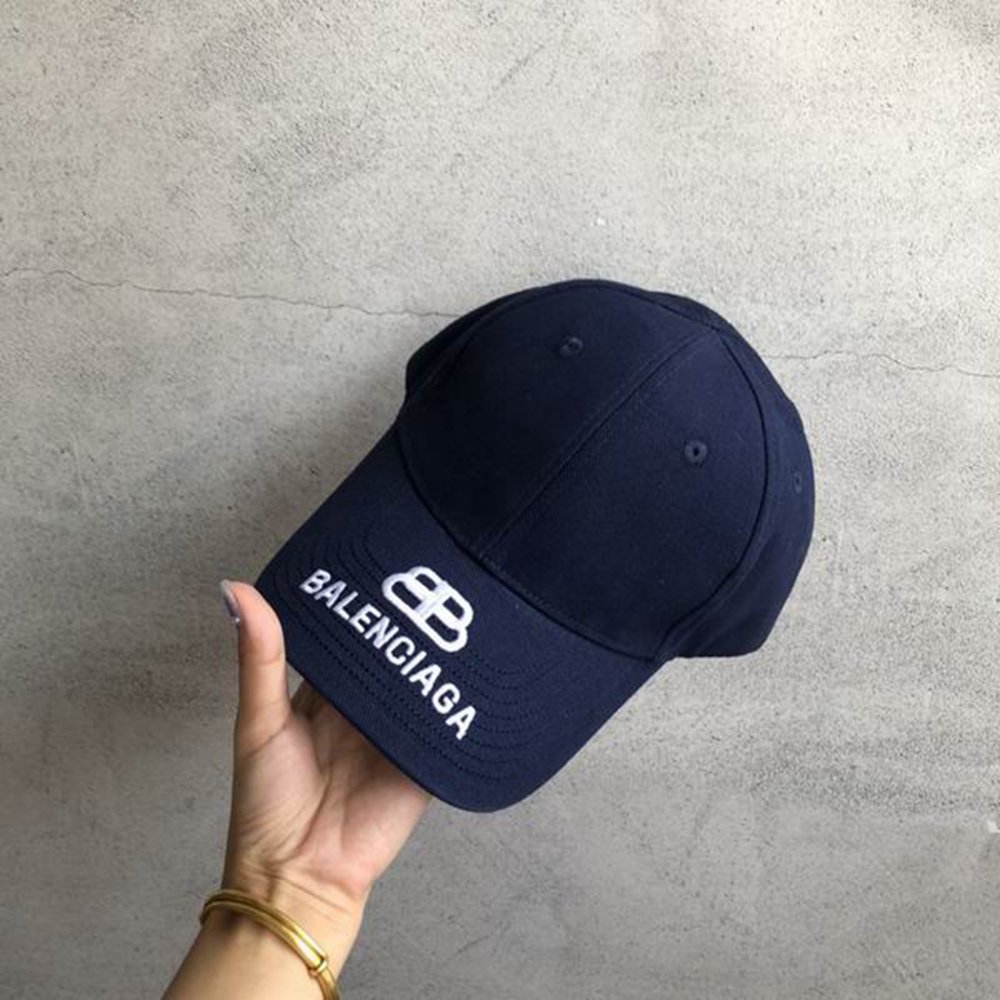 Ba1en*iaga Hat
